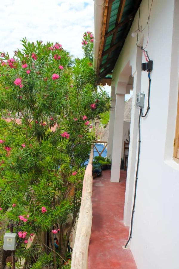 جامبياني Pamoja Beach Stays Hotel In Jambiani المظهر الخارجي الصورة